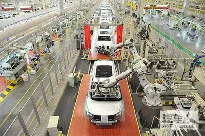 改革進(jìn)程中的新突破——評鼓勵“代工”新政策對道路機(jī)動車輛生產(chǎn)的深遠(yuǎn)影響